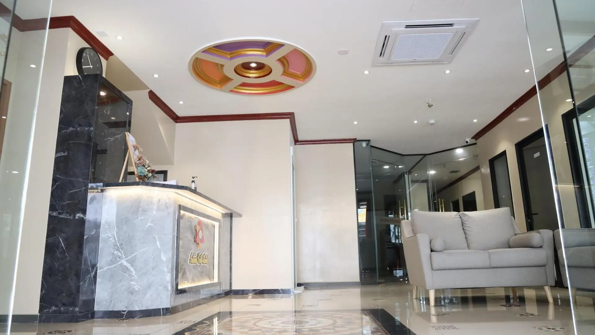 Capital O 90897 Island City Hotel George Town