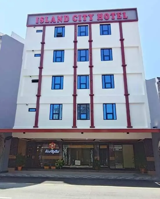 Capital O 90897 Island City Hotel contacts
